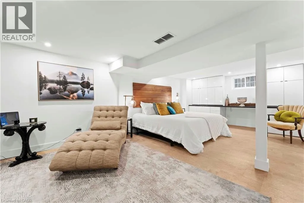 519 REGINA Drive