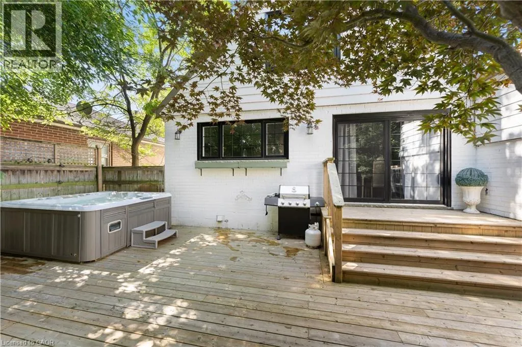 519 REGINA Drive