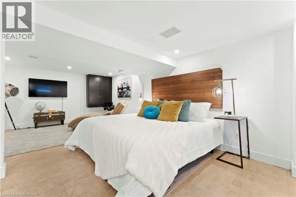 519 REGINA Drive