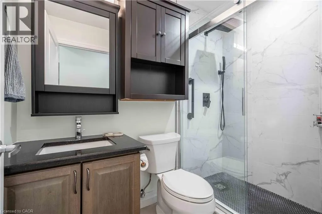 90 CHARLTON Avenue W Unit# 409, #409
