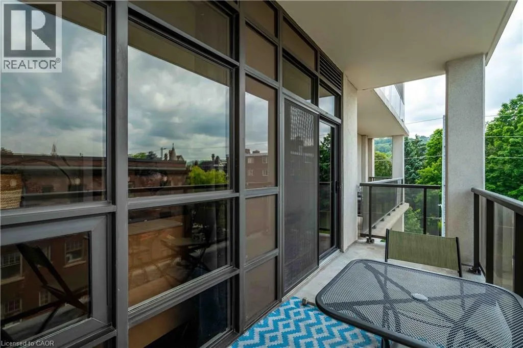 90 CHARLTON Avenue W Unit# 409, #409
