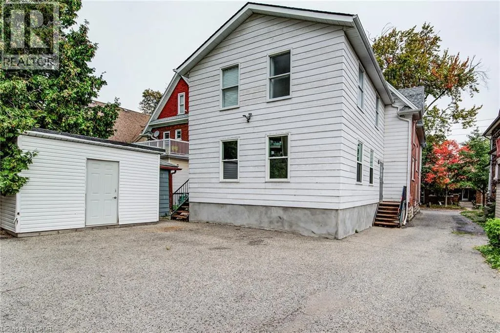 19 SCHNEIDER Avenue
