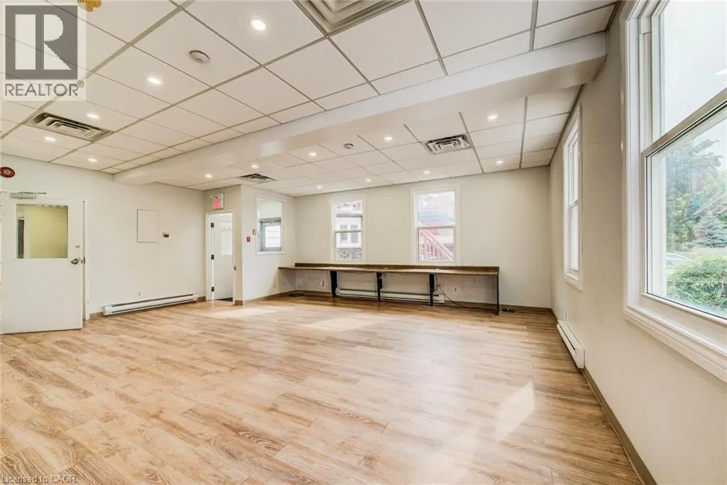 19 SCHNEIDER Avenue
