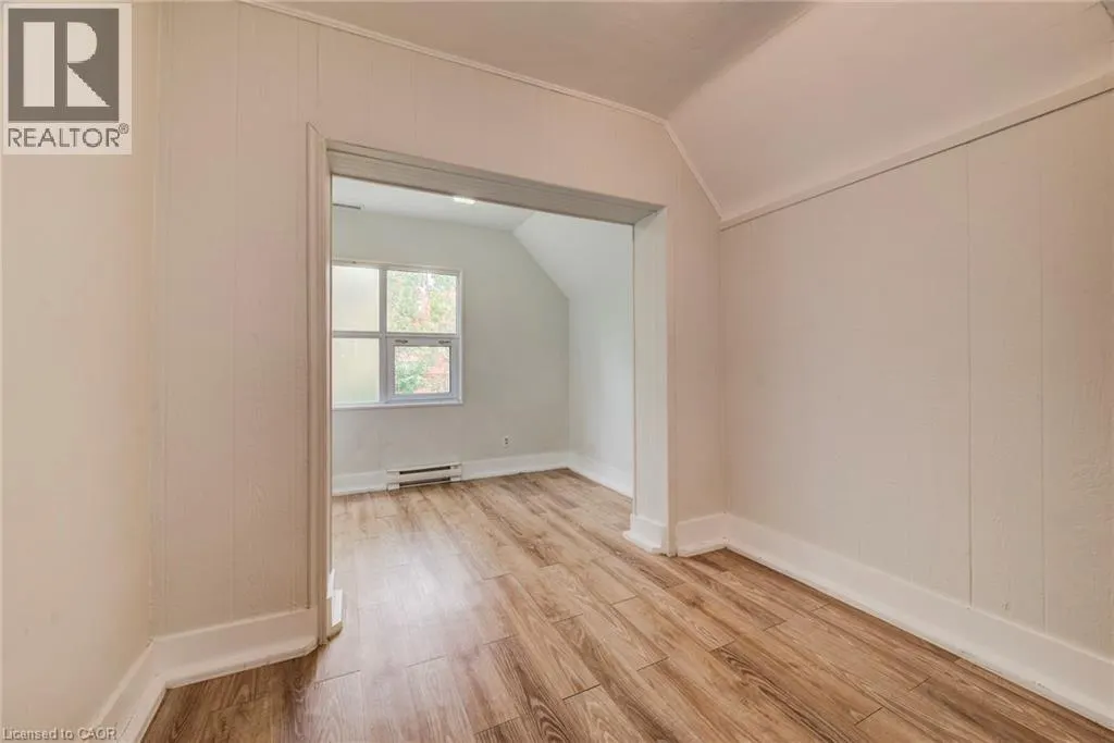 19 SCHNEIDER Avenue