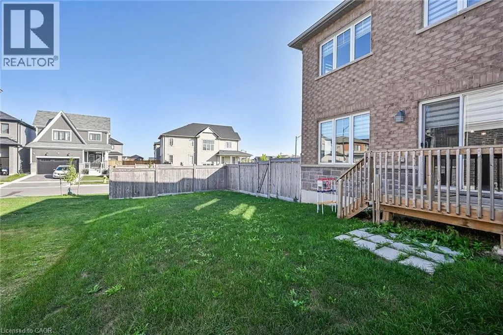 164 MACLACHLAN Avenue