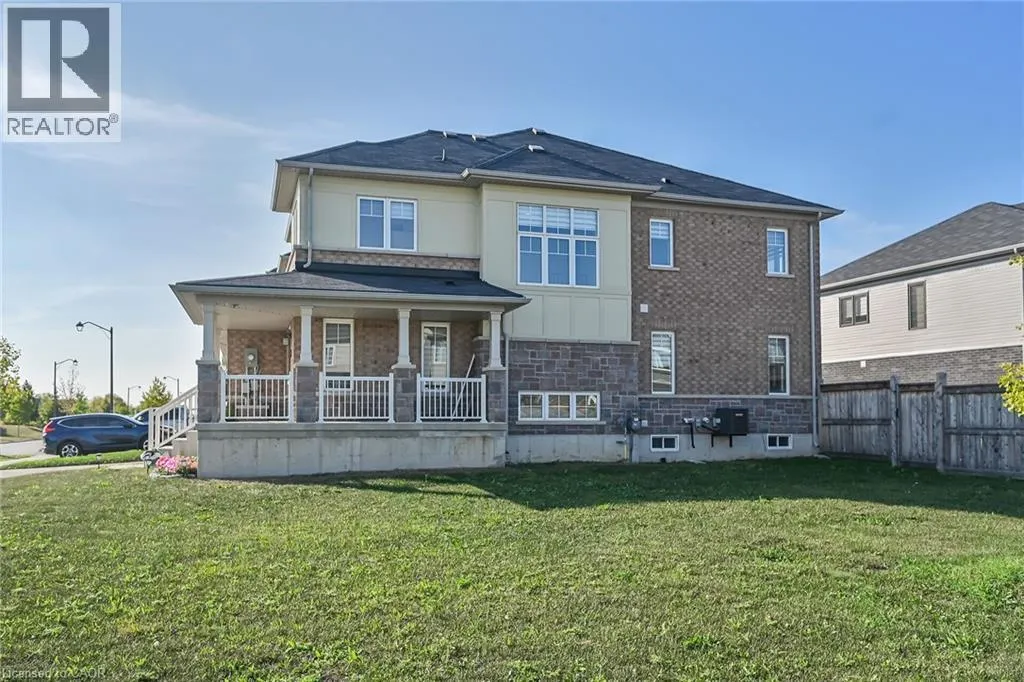 164 MACLACHLAN Avenue