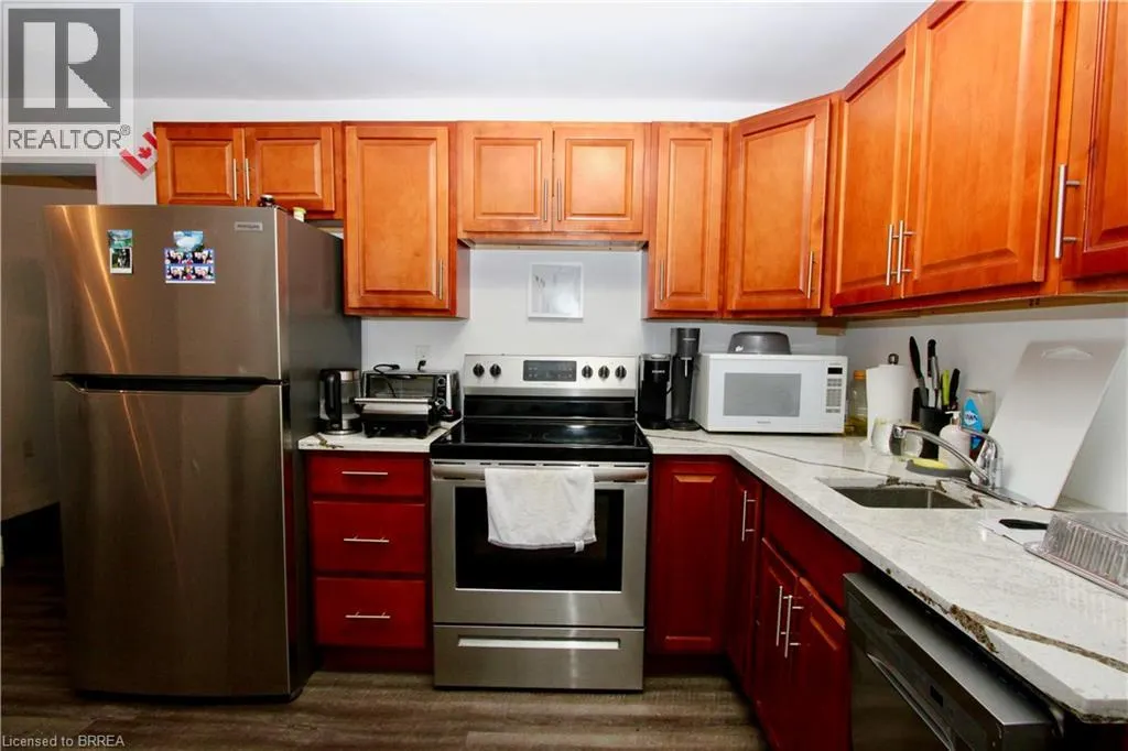 72 KENT Street N Unit# 1, #1