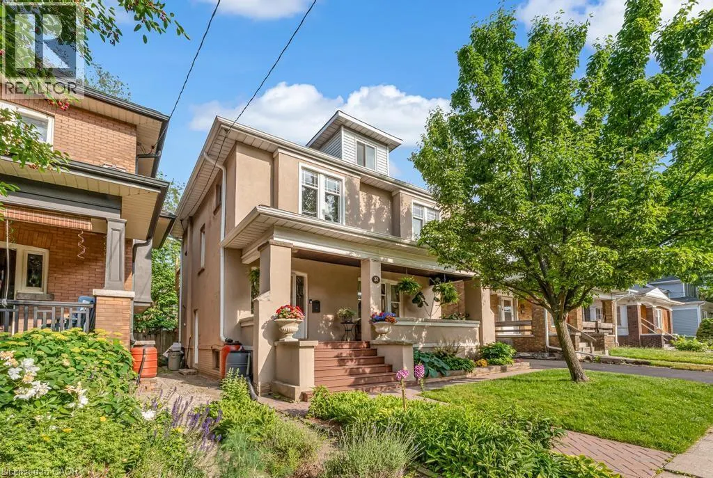 37 BURRIS Street