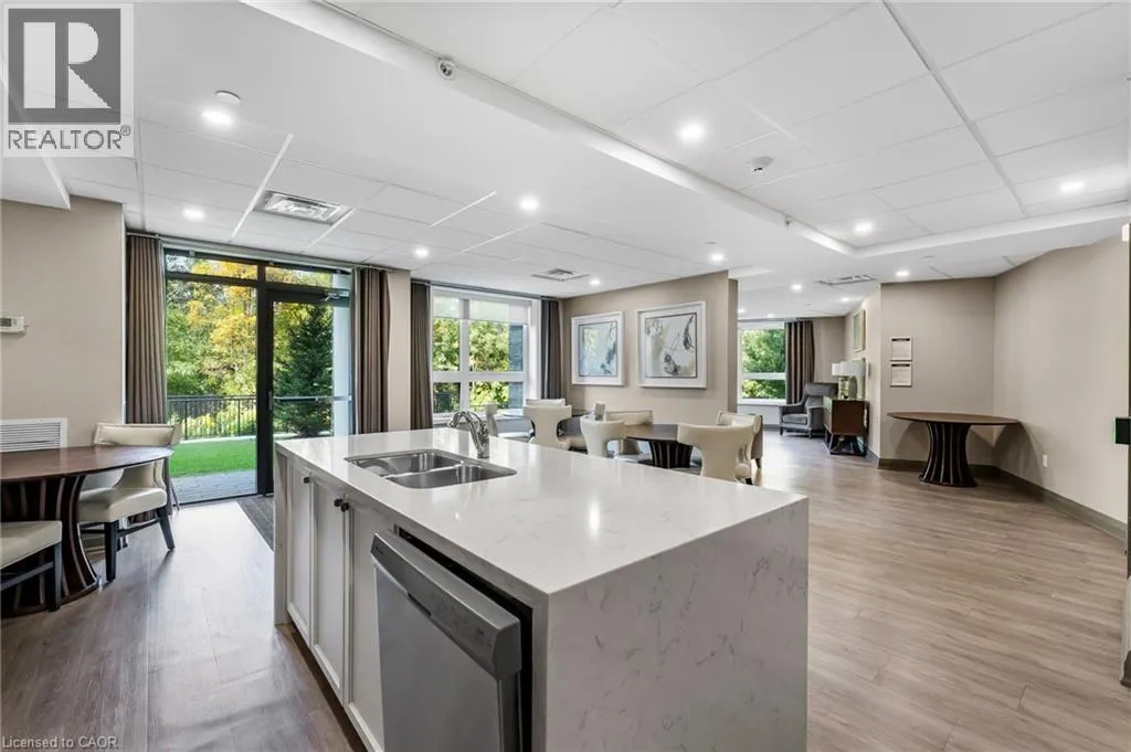 125 SHOREVIEW Place Unit# 432, #432