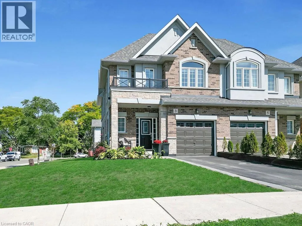 3 STARLING Drive