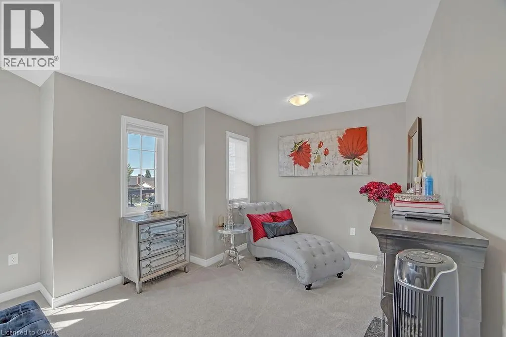 3 STARLING Drive