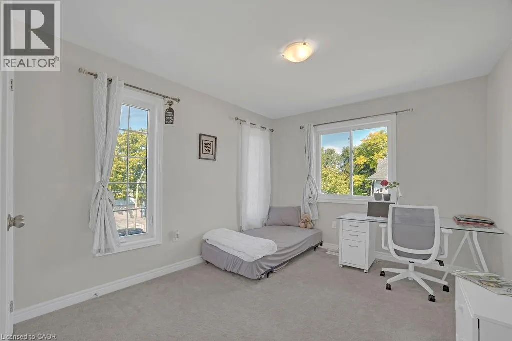 3 STARLING Drive