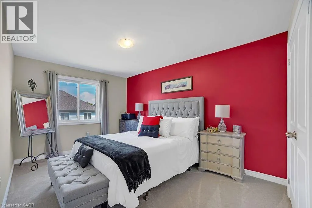 3 STARLING Drive