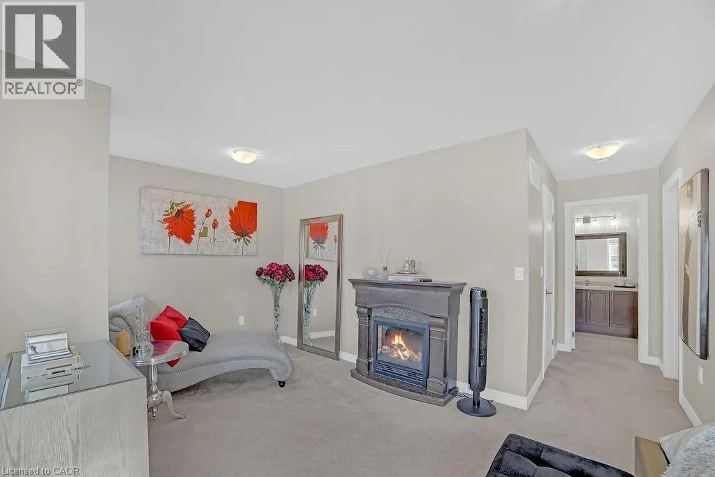 3 STARLING Drive