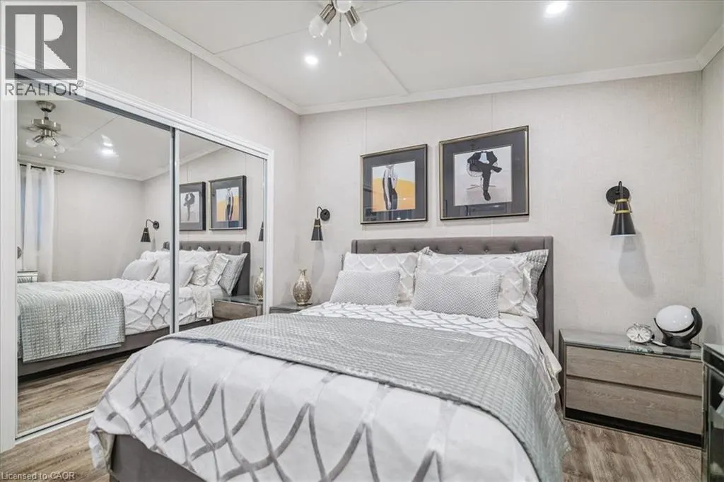 4449 MILBUROUGH Line Unit# 7 Oak, #7 Oak