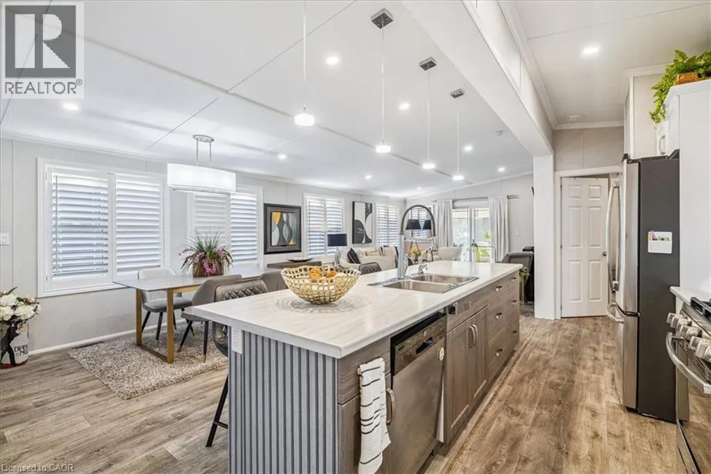 4449 MILBUROUGH Line Unit# 7 Oak, #7 Oak