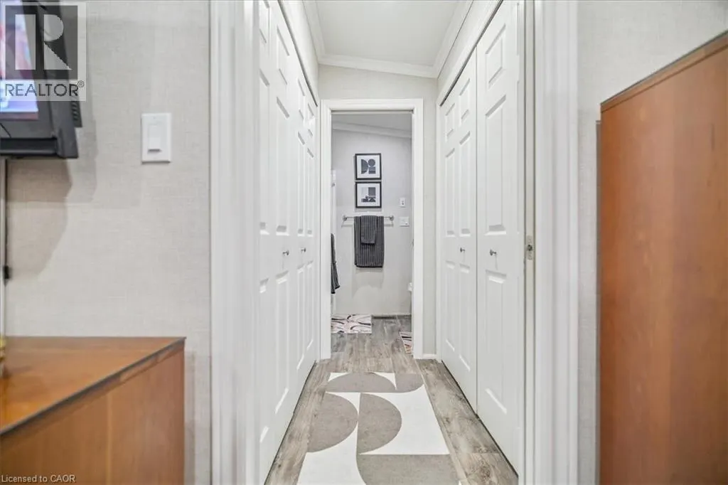 4449 MILBUROUGH Line Unit# 7 Oak, #7 Oak
