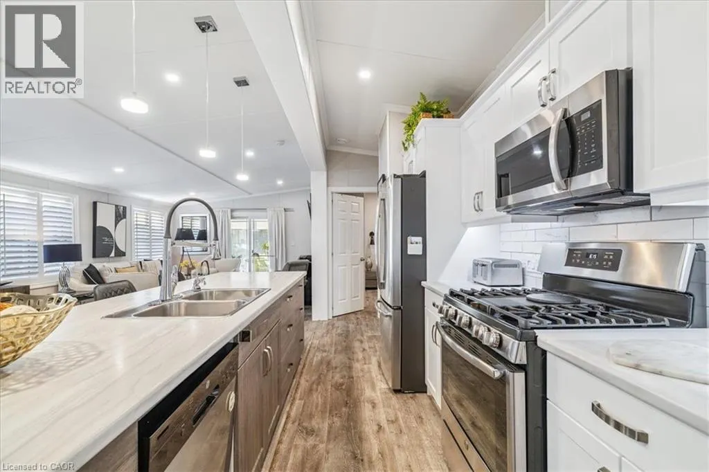 4449 MILBUROUGH Line Unit# 7 Oak, #7 Oak