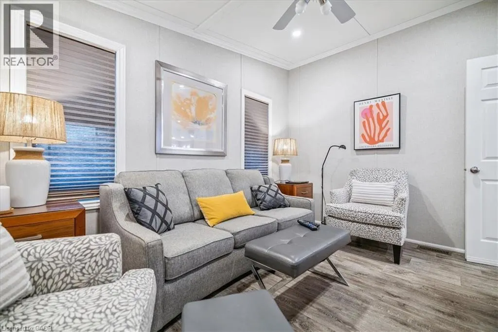 4449 MILBUROUGH Line Unit# 7 Oak, #7 Oak