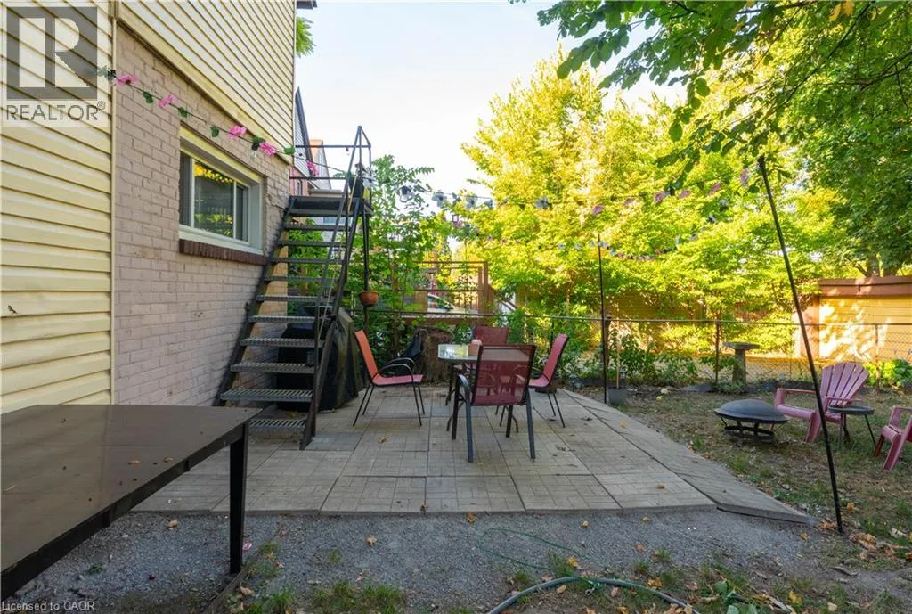 87 GAGE Avenue S