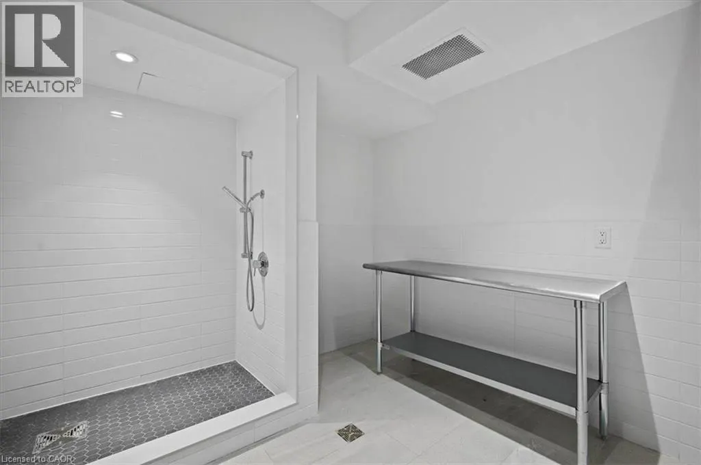 55 DUKE STREET WEST Street W Unit# 505, #505