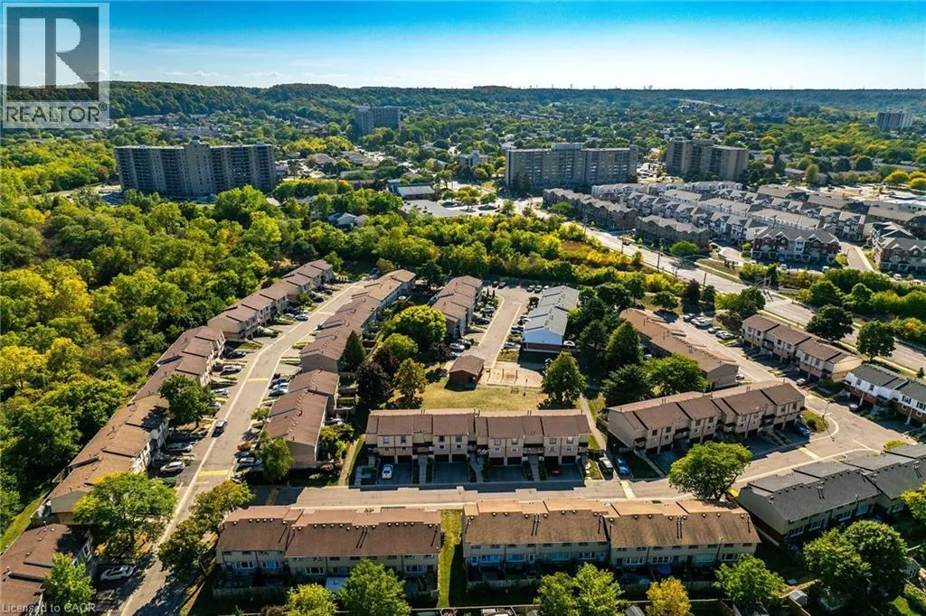 10 ANGUS Road Unit# 124, #124