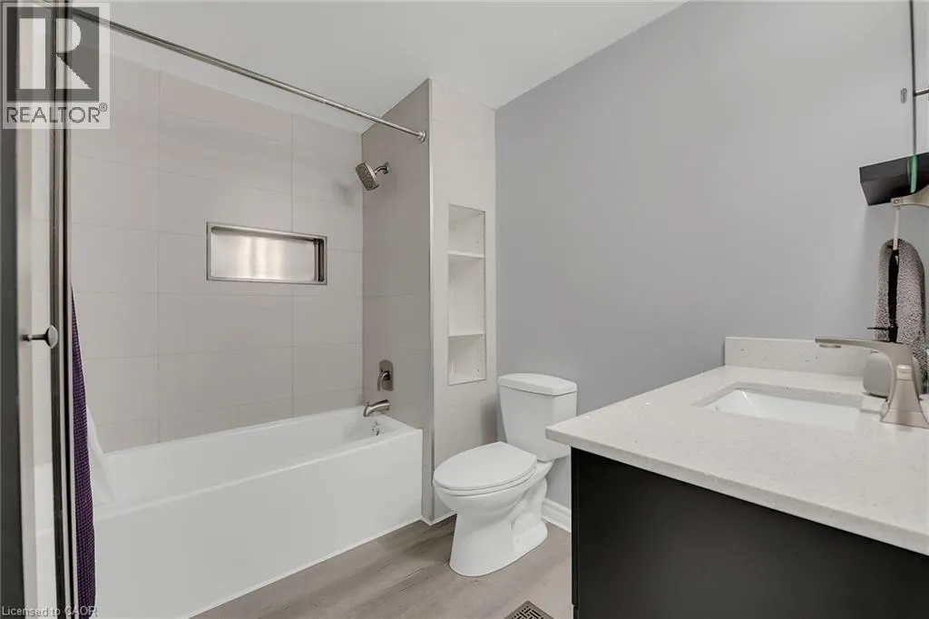 10 ANGUS Road Unit# 124, #124