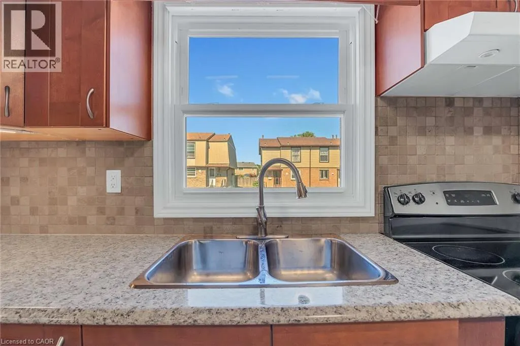 10 ANGUS Road Unit# 124, #124