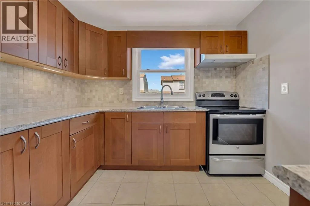 10 ANGUS Road Unit# 124, #124