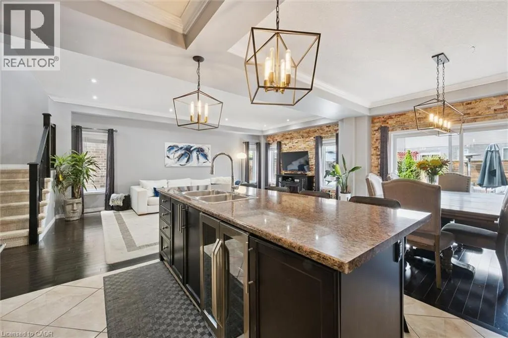 267 HARDCASTLE Drive