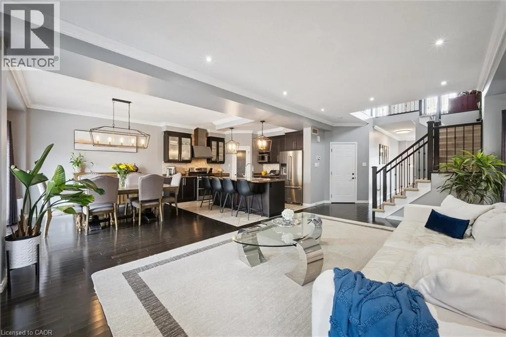 267 HARDCASTLE Drive