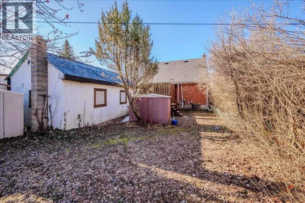 478 GREENFIELD Avenue