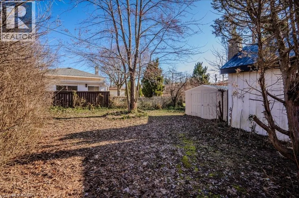 478 GREENFIELD Avenue