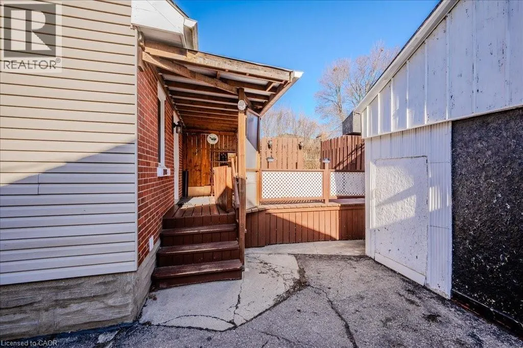478 GREENFIELD Avenue