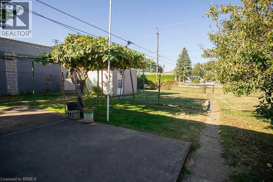 10 LINDEN Avenue