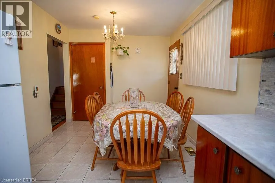 10 LINDEN Avenue