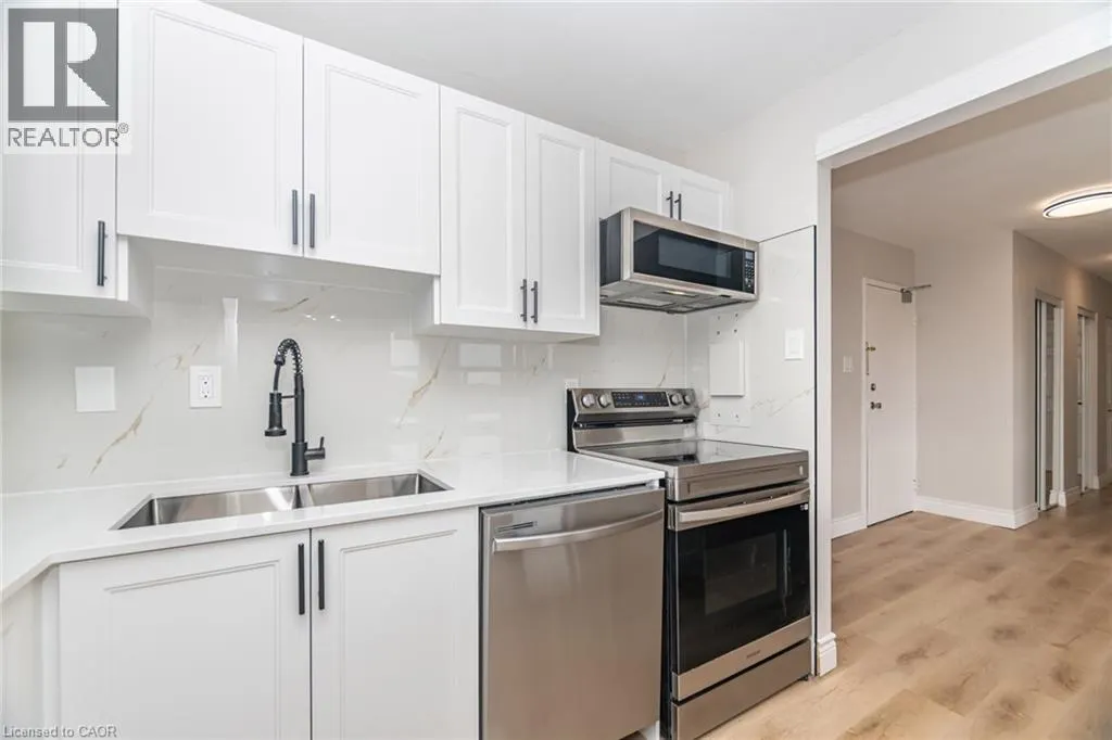 15 NICKLAUS Drive Unit# 605, #605