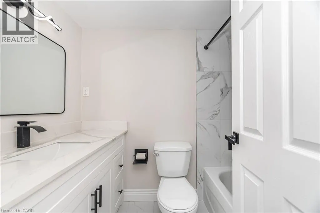 15 NICKLAUS Drive Unit# 605, #605