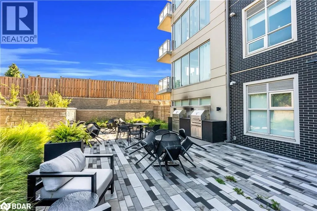 16 MARKLE Crescent Unit# 206, #206