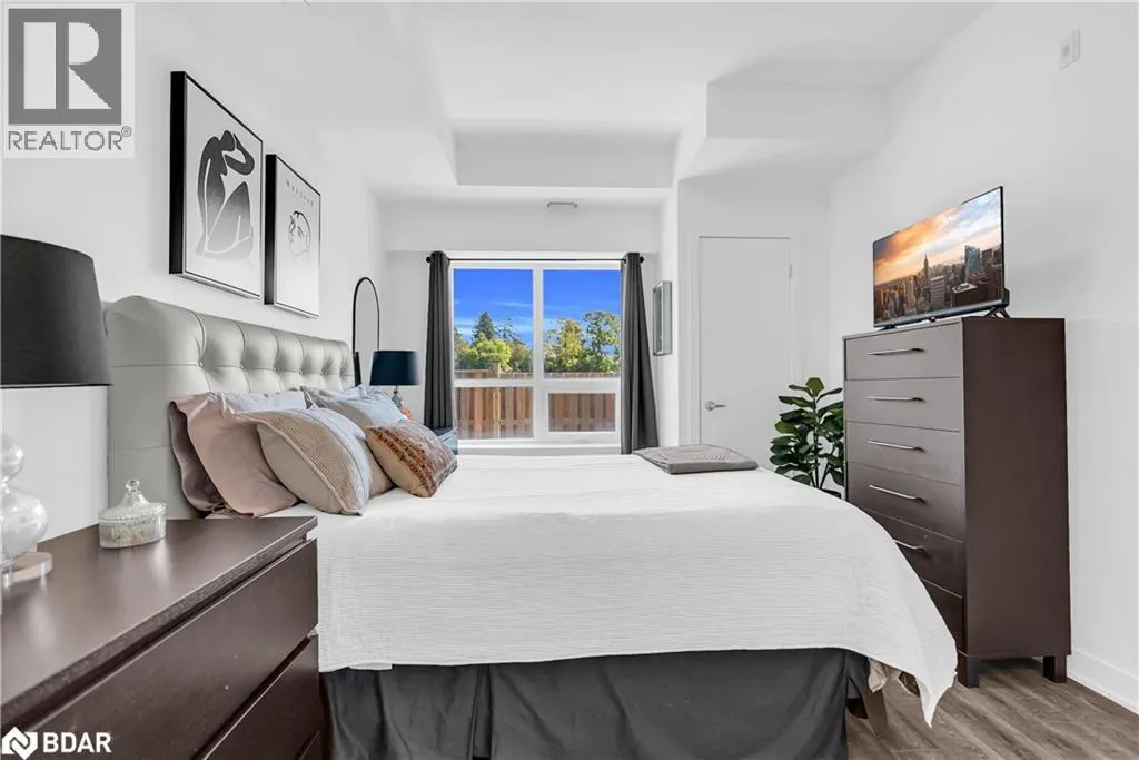 16 MARKLE Crescent Unit# 206, #206