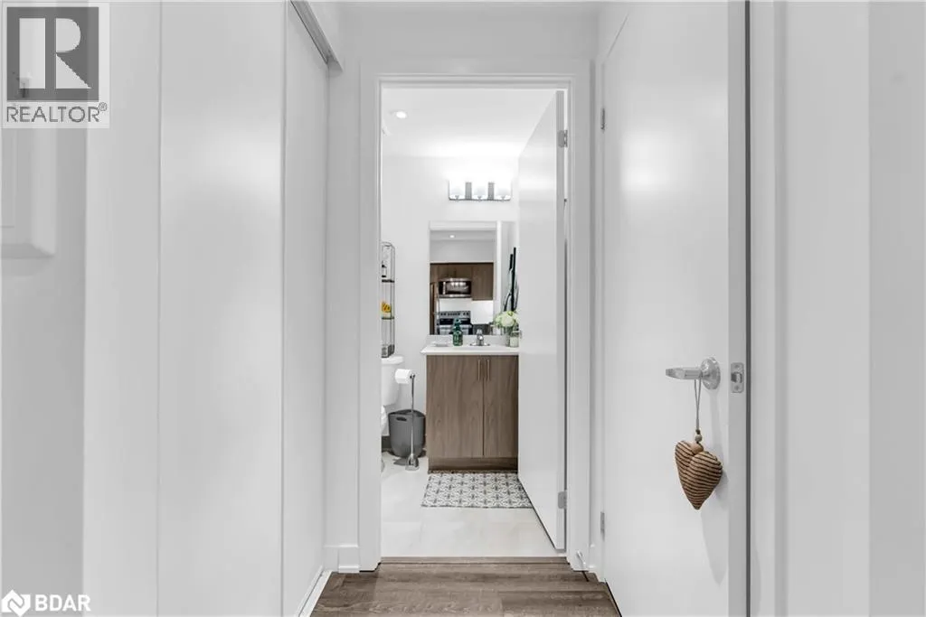 16 MARKLE Crescent Unit# 206, #206