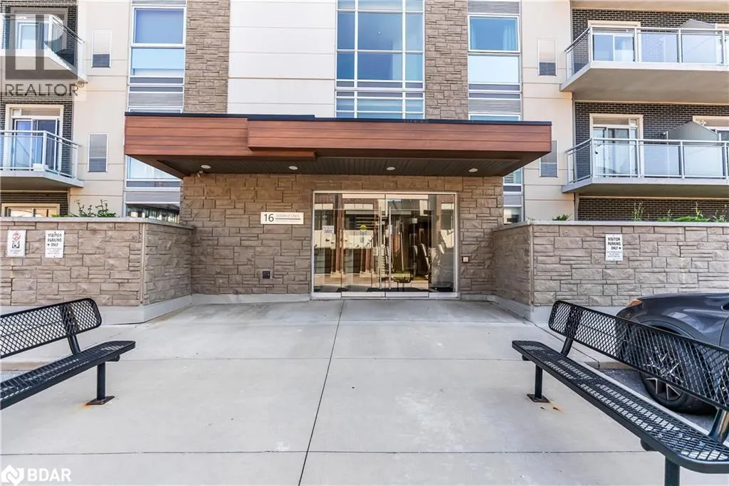 16 MARKLE Crescent Unit# 206, #206