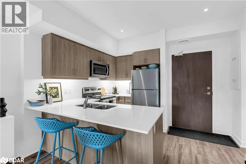 16 MARKLE Crescent Unit# 206, #206