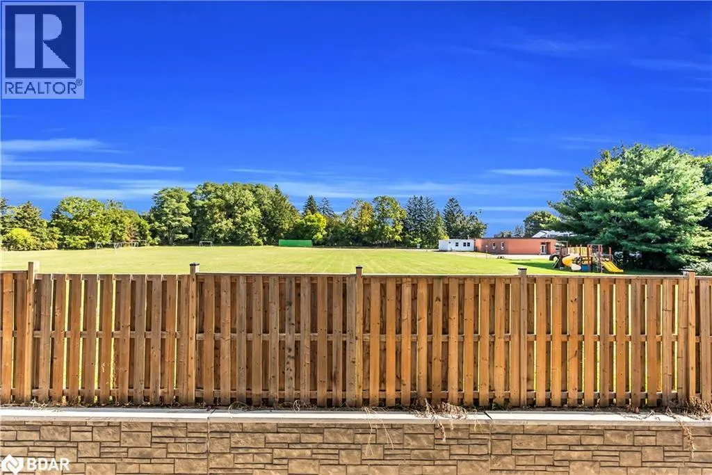 16 MARKLE Crescent Unit# 206, #206