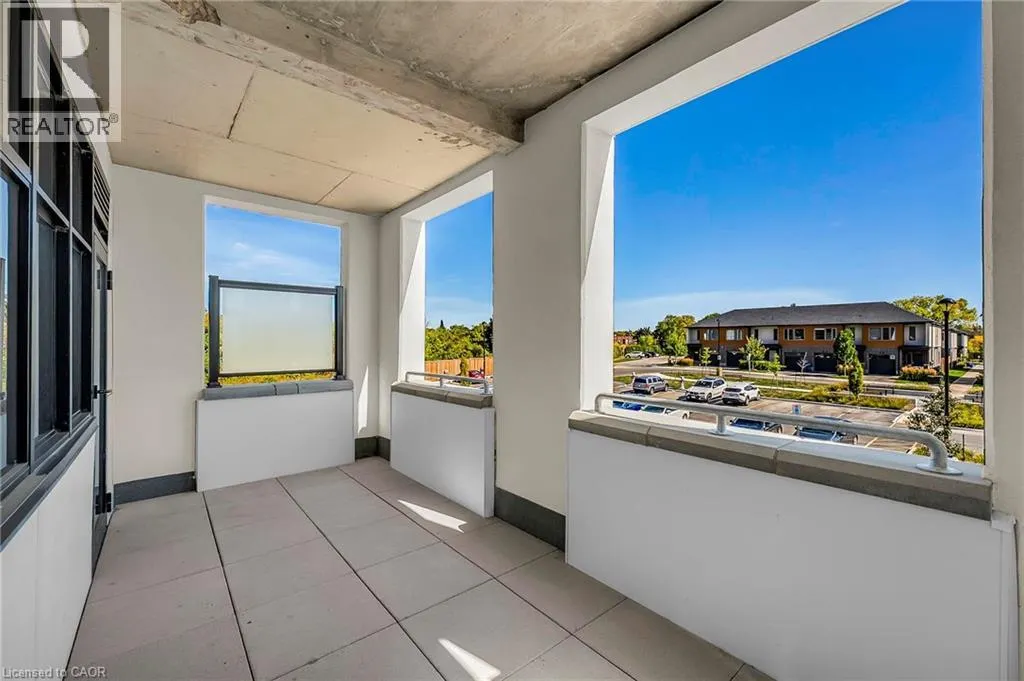 120 HURON Street Unit# 221, #221