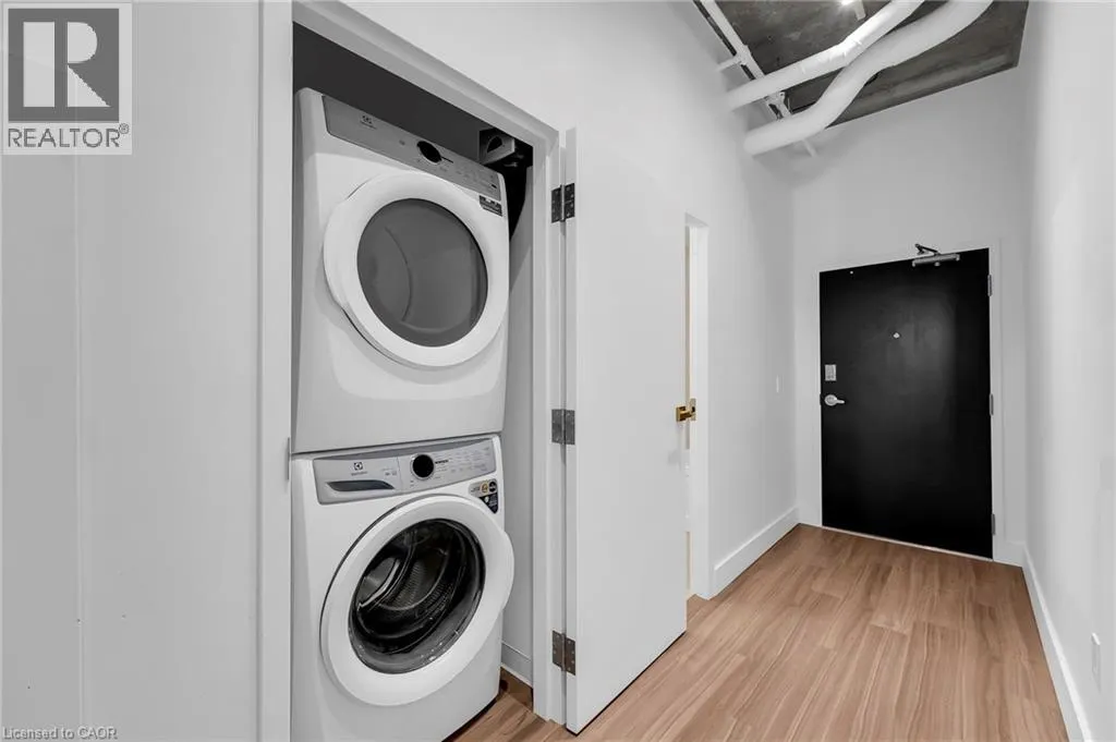 120 HURON Street Unit# 221, #221