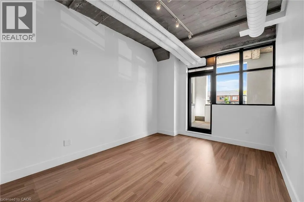 120 HURON Street Unit# 221, #221