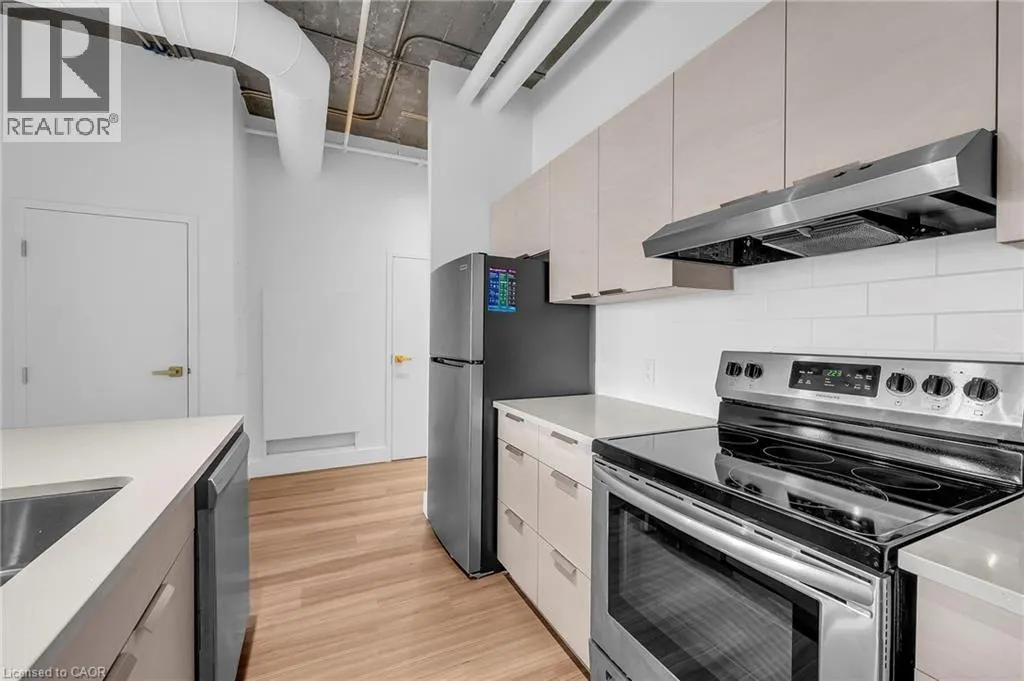 120 HURON Street Unit# 221, #221