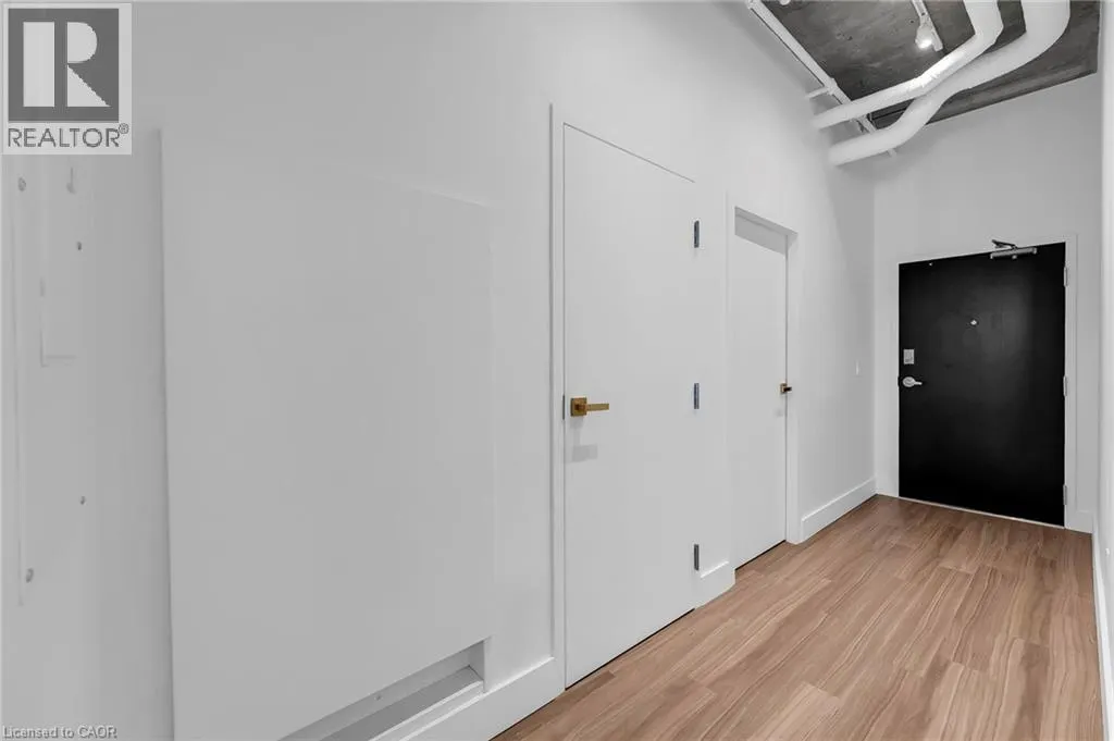 120 HURON Street Unit# 221, #221