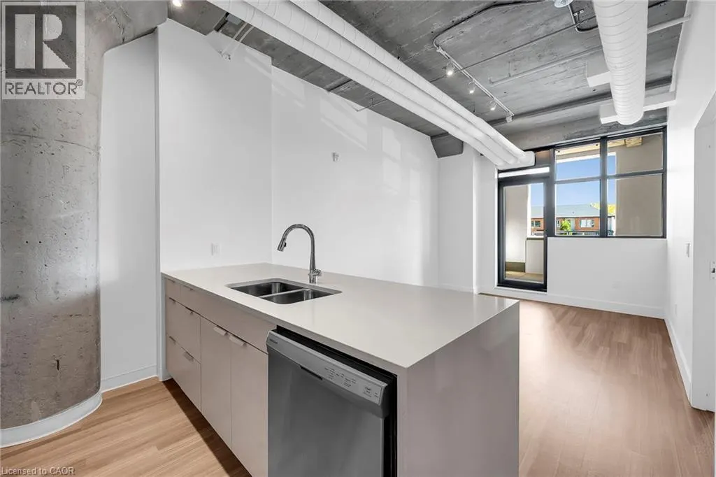 120 HURON Street Unit# 221, #221